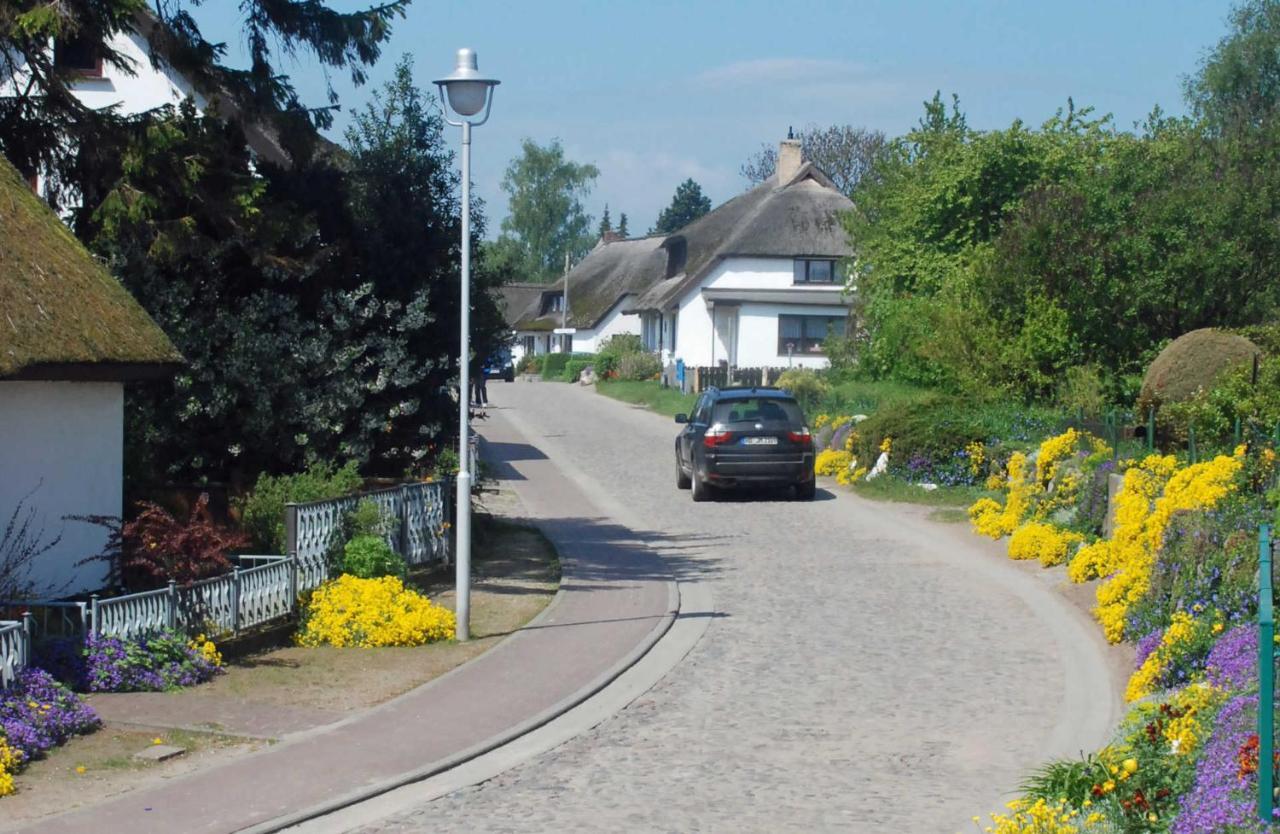 Ferienhaus zum Boddenstrand mit Kamin Groß Zicker Exterior foto