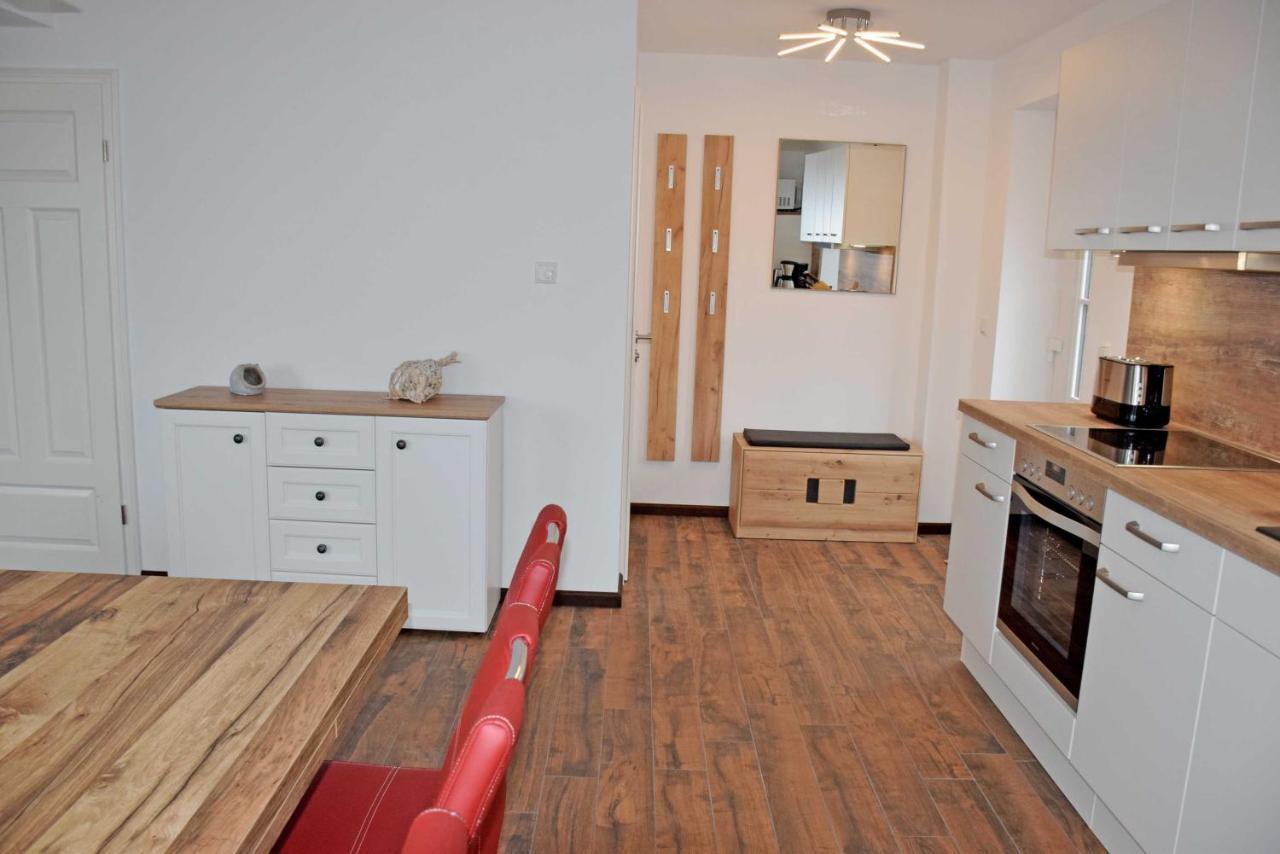Ferienhaus zum Boddenstrand mit Kamin Groß Zicker Exterior foto